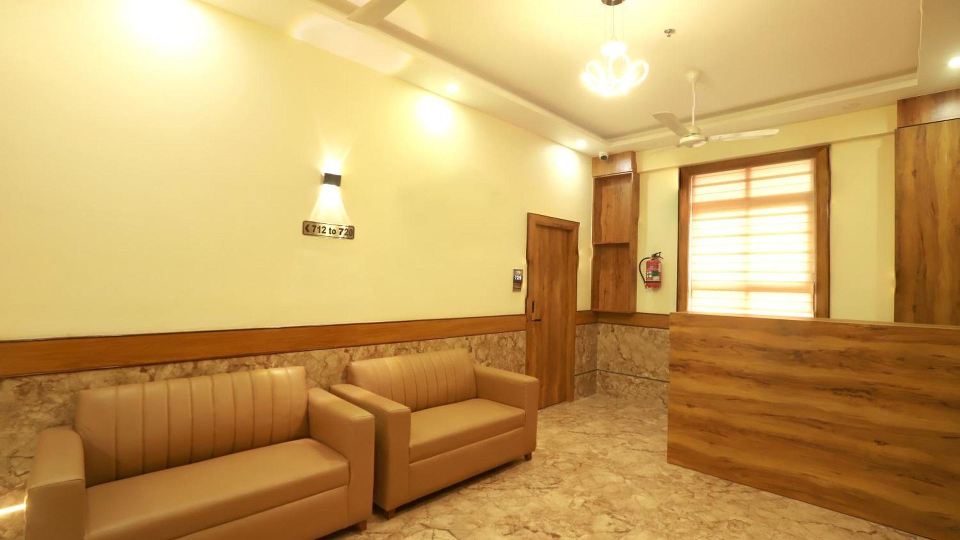 Bkc Minerva, Near Us Consulate Hotel