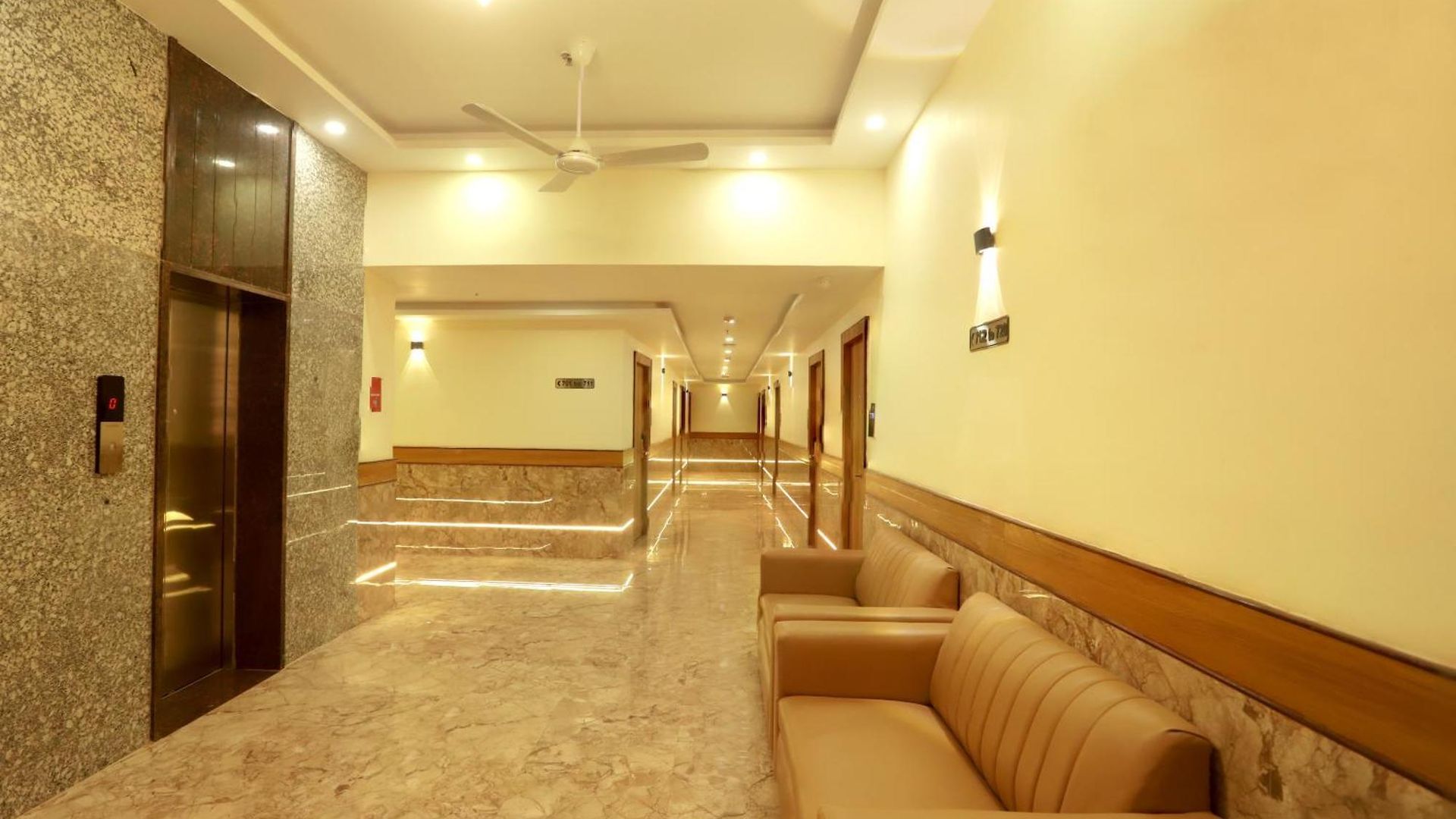 Hotel Bkc Minerva, Near Us Consulate 3*