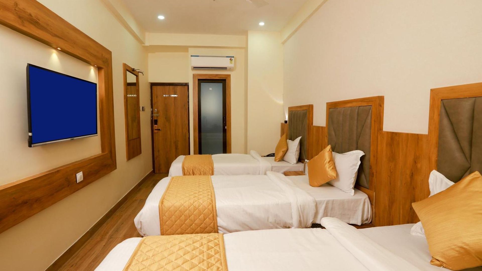 Bkc Minerva, Near Us Consulate 3*