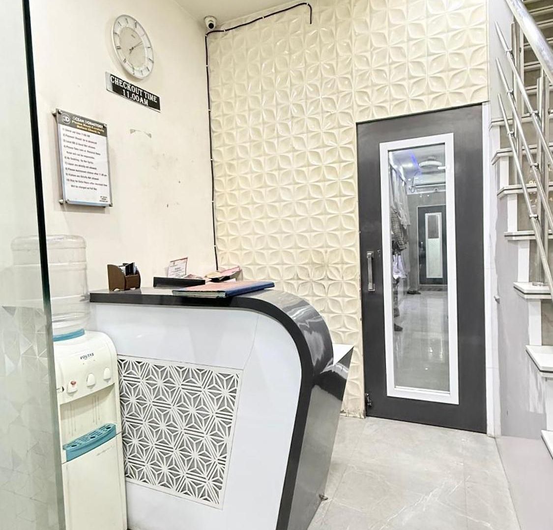 O C E A N T-2 Capsule hotel Mumbai