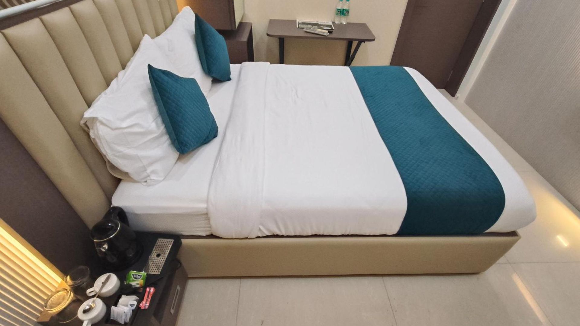 Triton Sion - Near Us Embassy - Near Bkc 2*