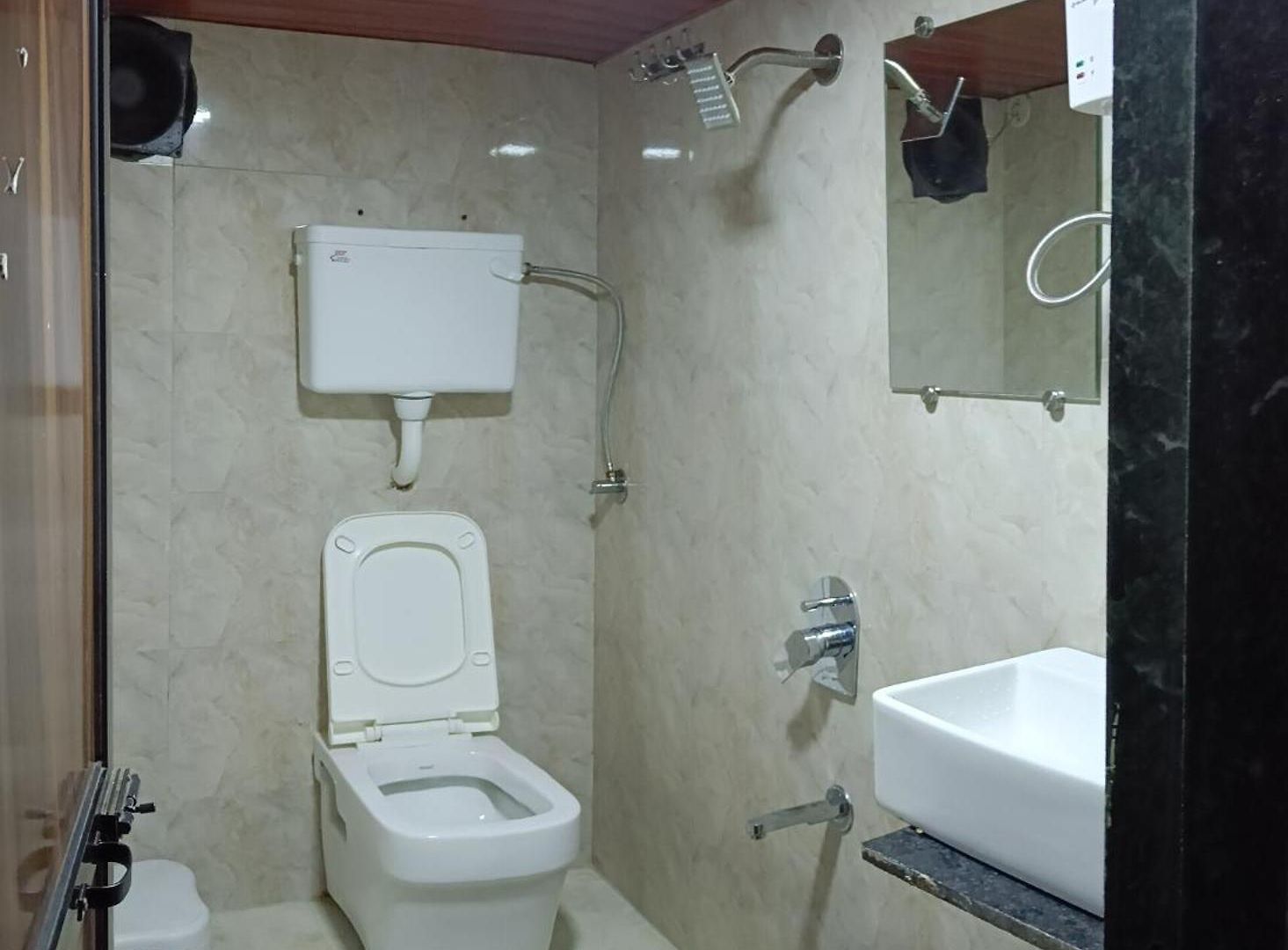 Hotel Asra For Male And Female Mumbai