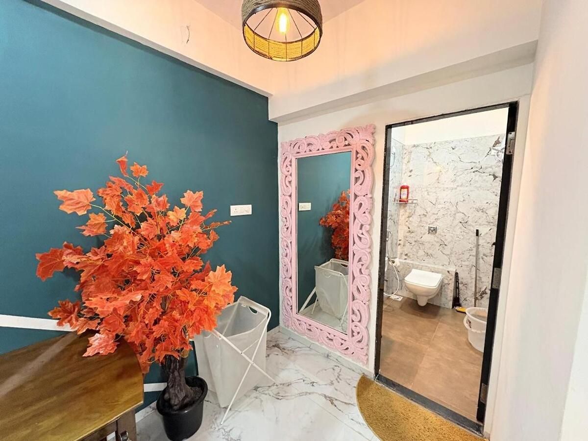 Apartment Stunning 1bhk With View View, Bandra West 601 Mumbai