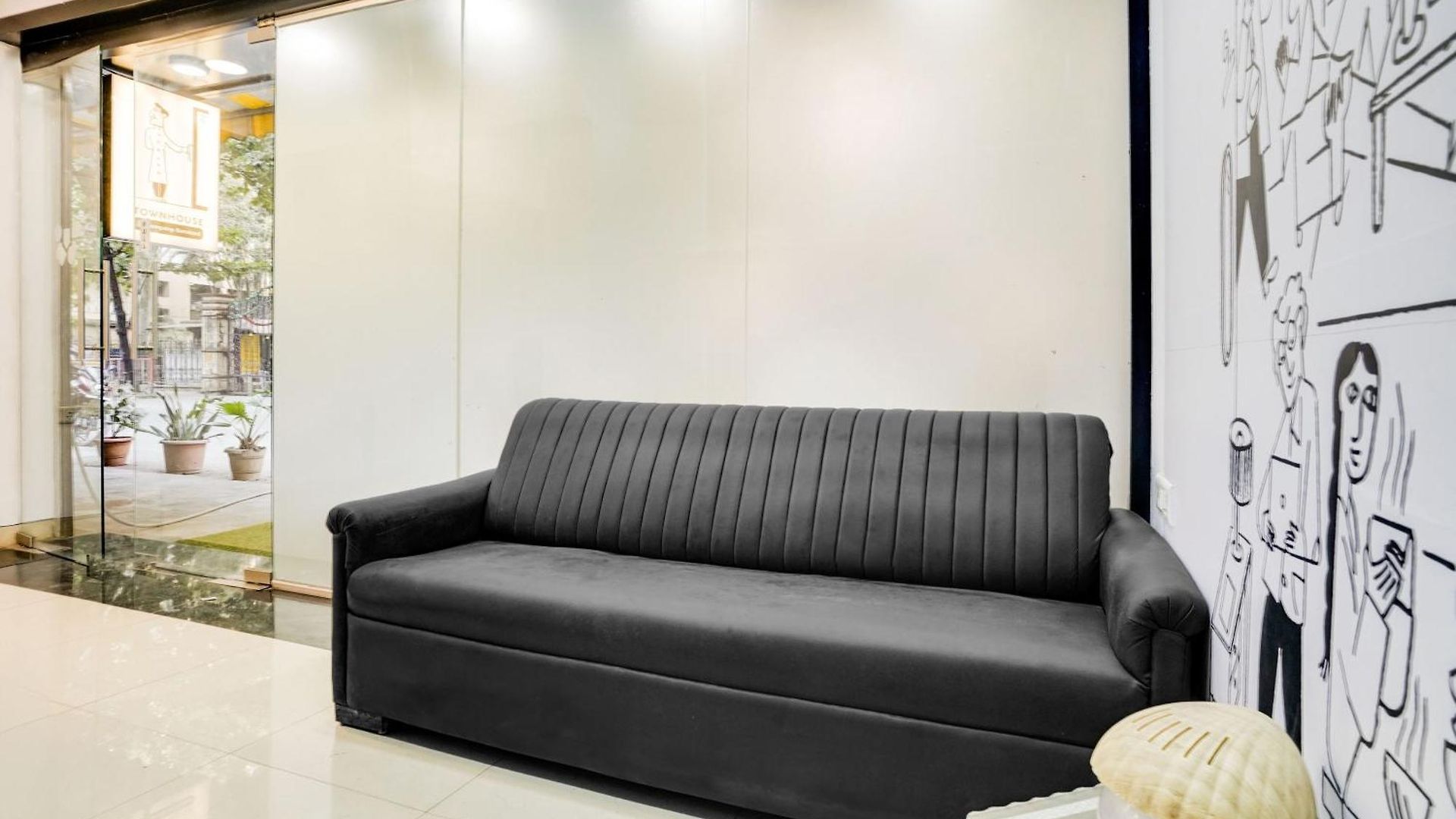 Townhouse Marol Near Airport Hotel 4*