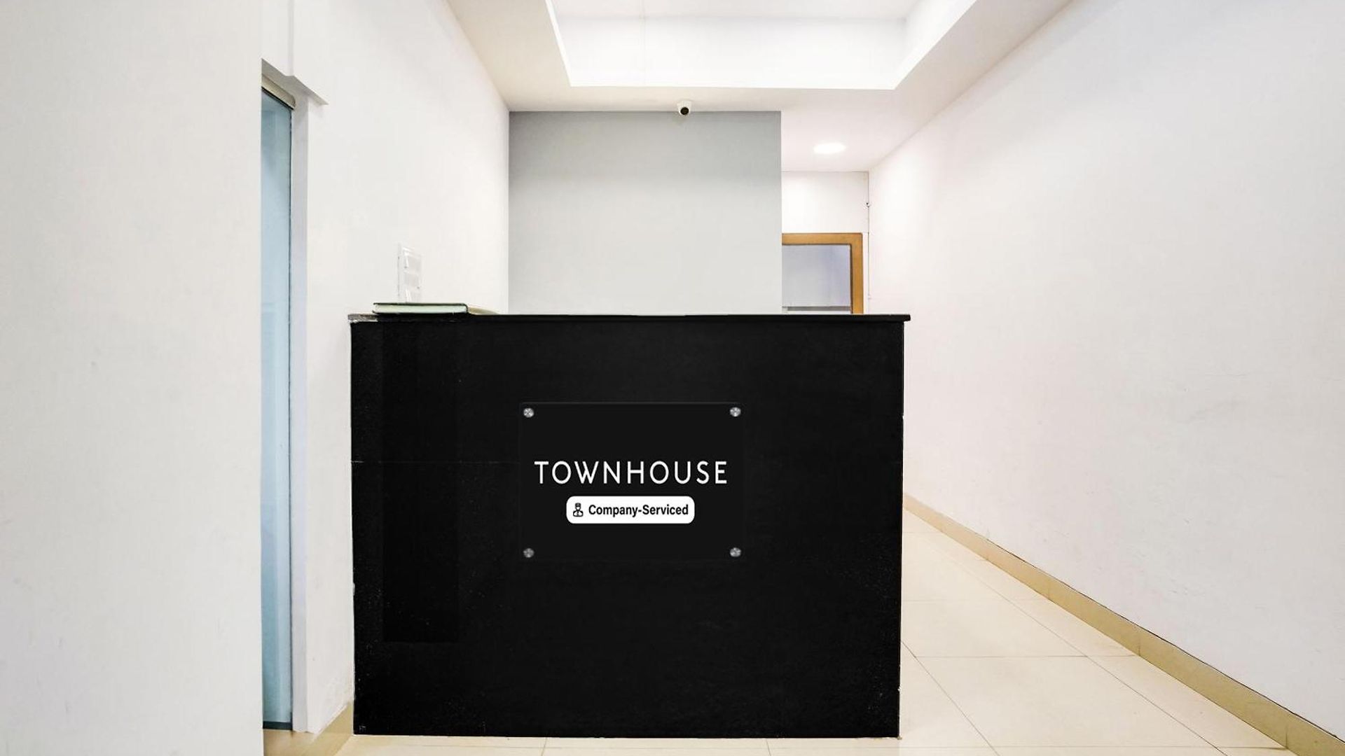 Townhouse Marol Near Airport 4*