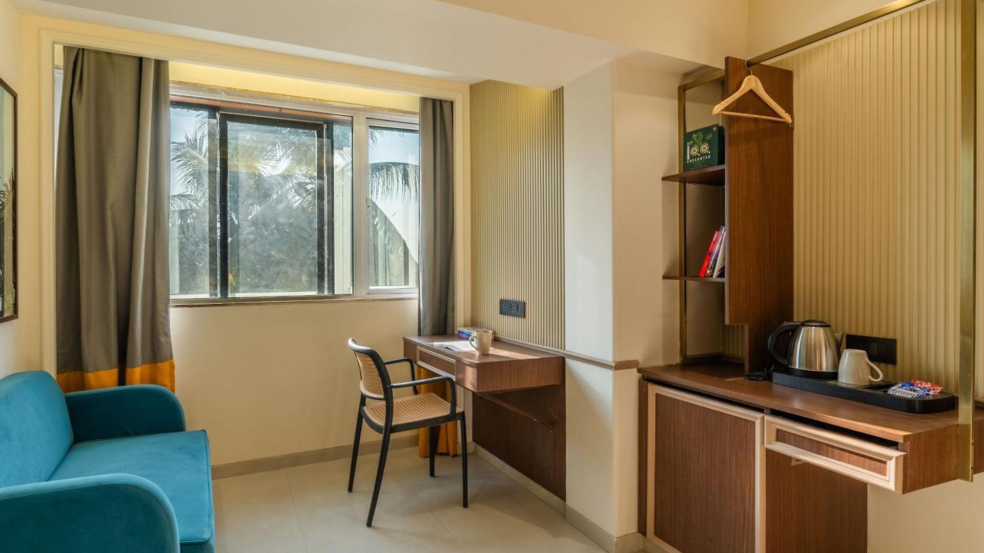 The Mumbai, International Airport Hostel Mumbai