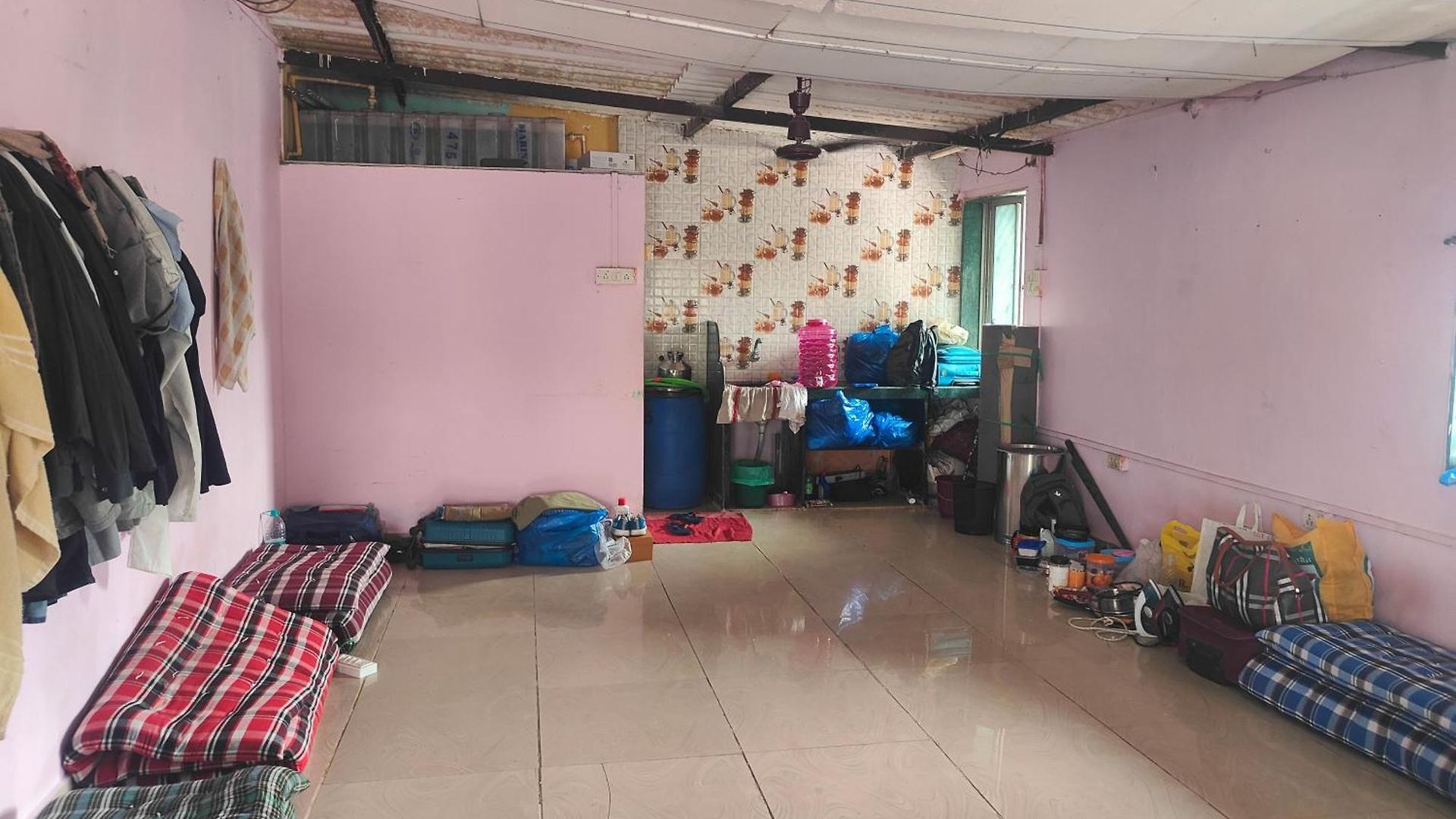 Miraj Khan Pg Hostel *