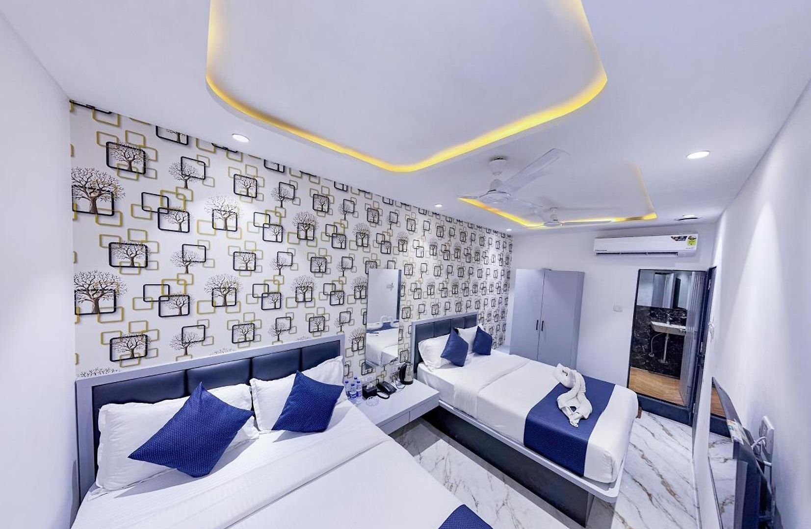 Flora Bed & Breakfast 3*