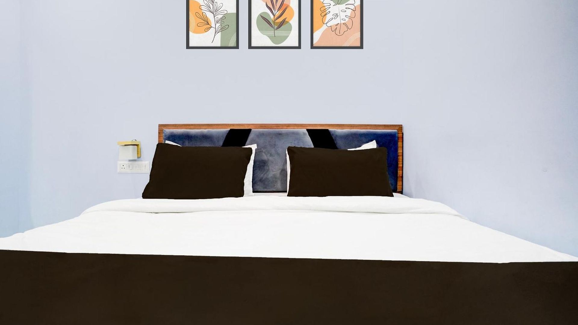 O Ashyana & Hotel