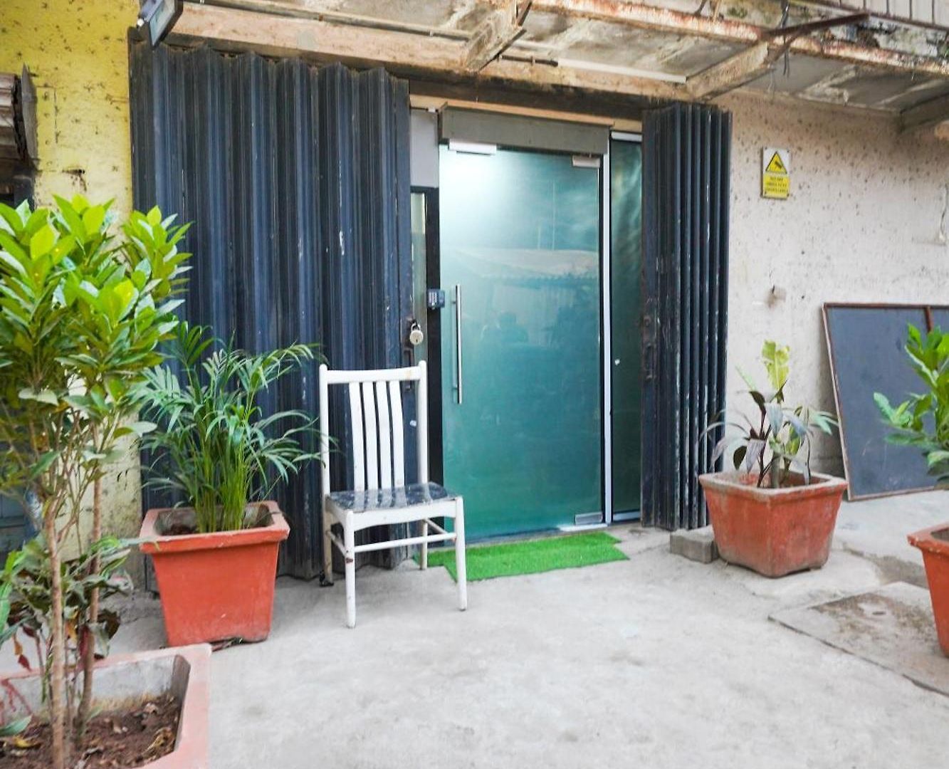 Hostel Zest 1054-andheri West *