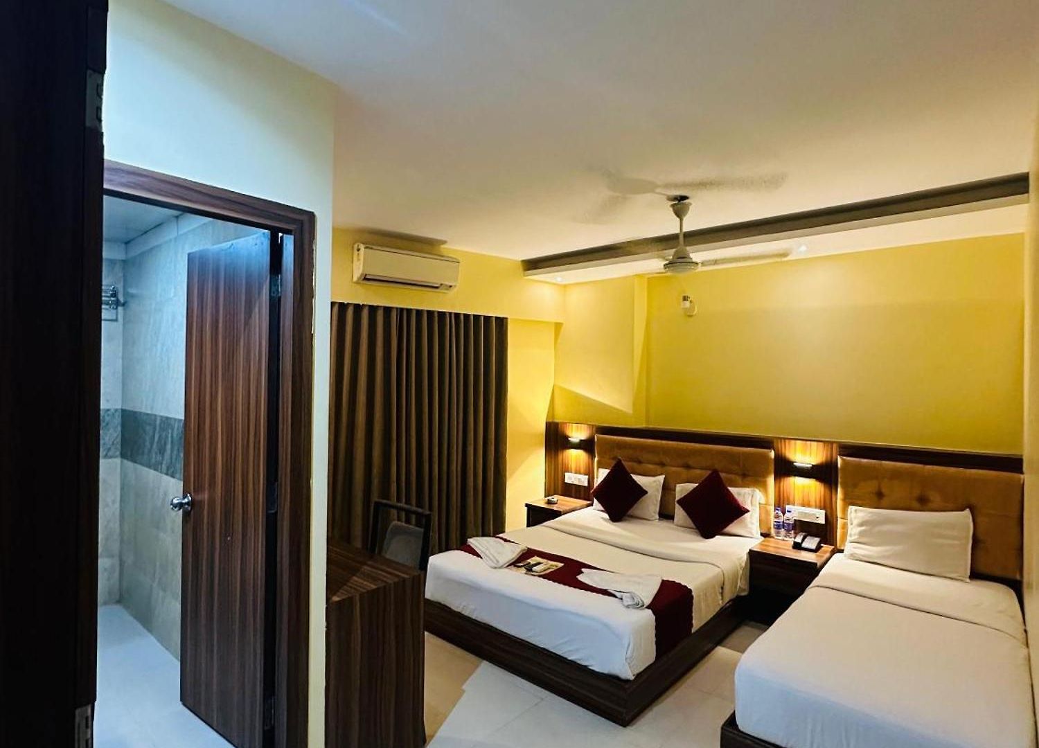 Emerald 3* Mumbai