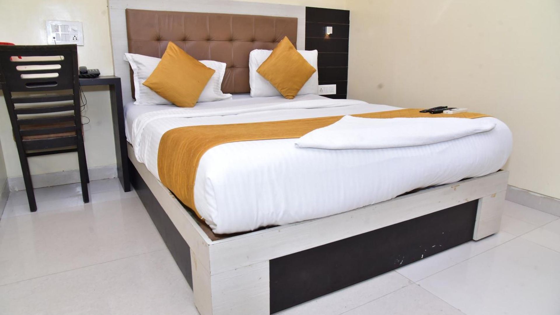 Hotel Embassy 3*