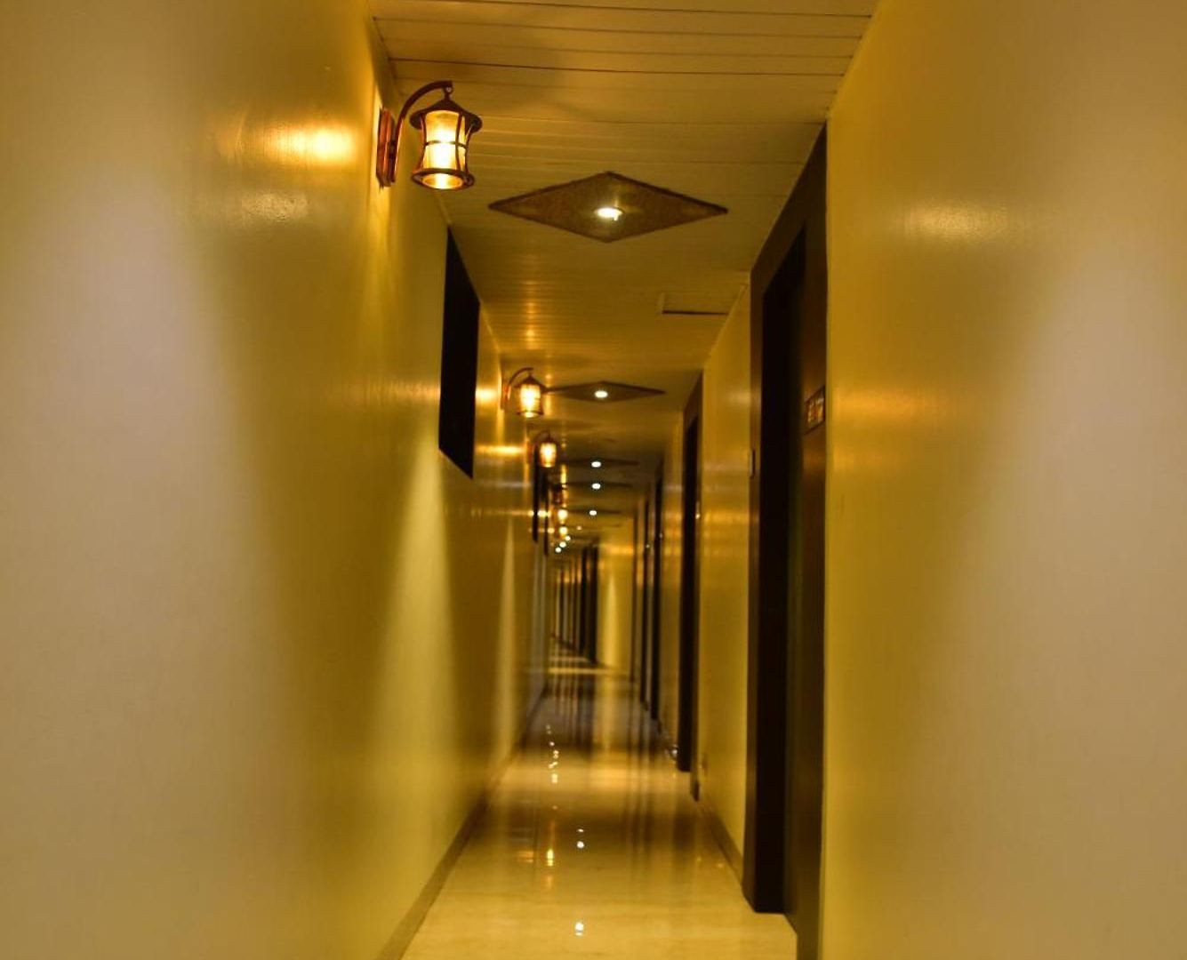 Embassy 3* Mumbai