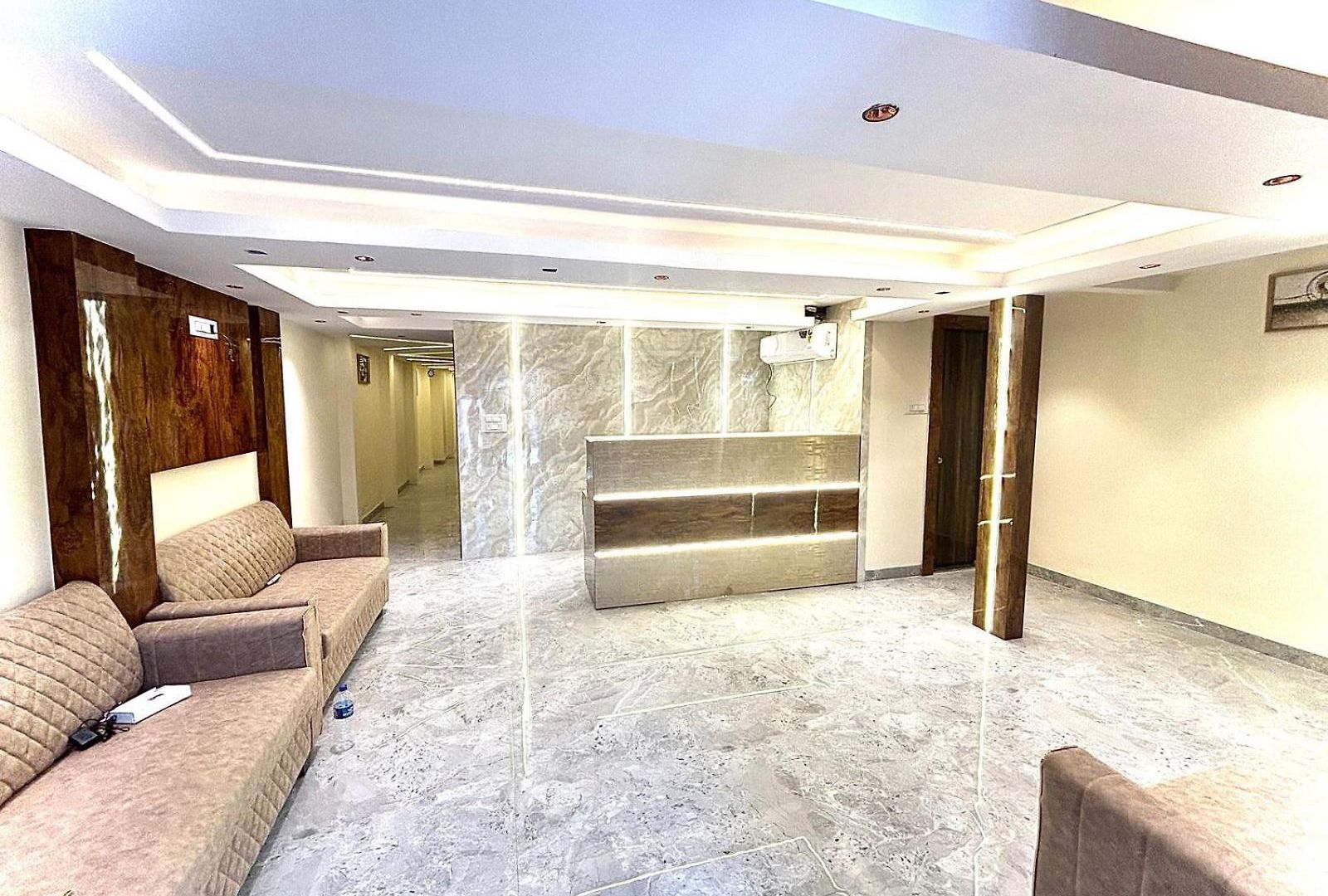 Crystal Castle Goregaon West Link Road, 4* Mumbai