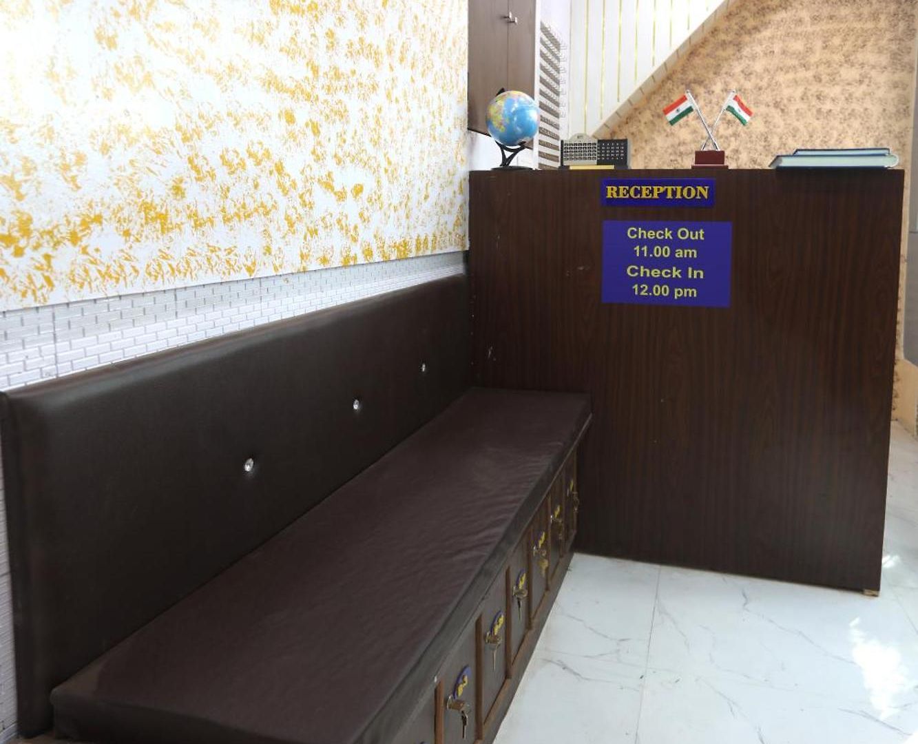 Mango Goregaon & Pg Hostel *
