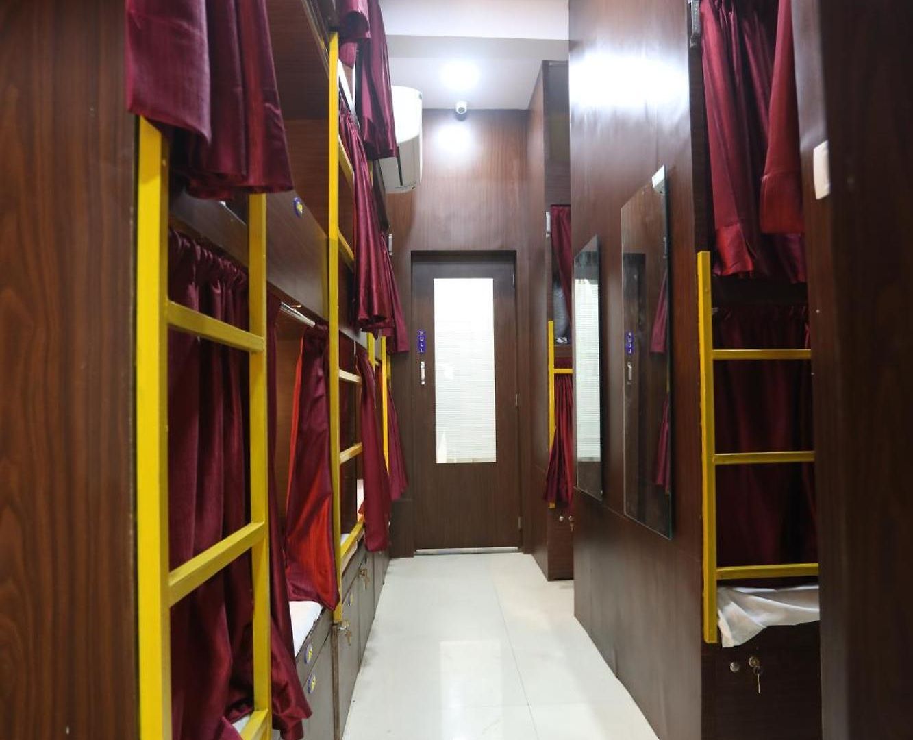 Mango Goregaon & Pg Hostel *
