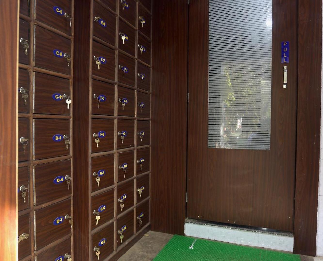 Hostel Mango Goregaon & Pg *