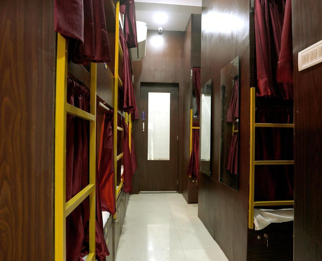 Mango Goregaon & Pg Hostel *