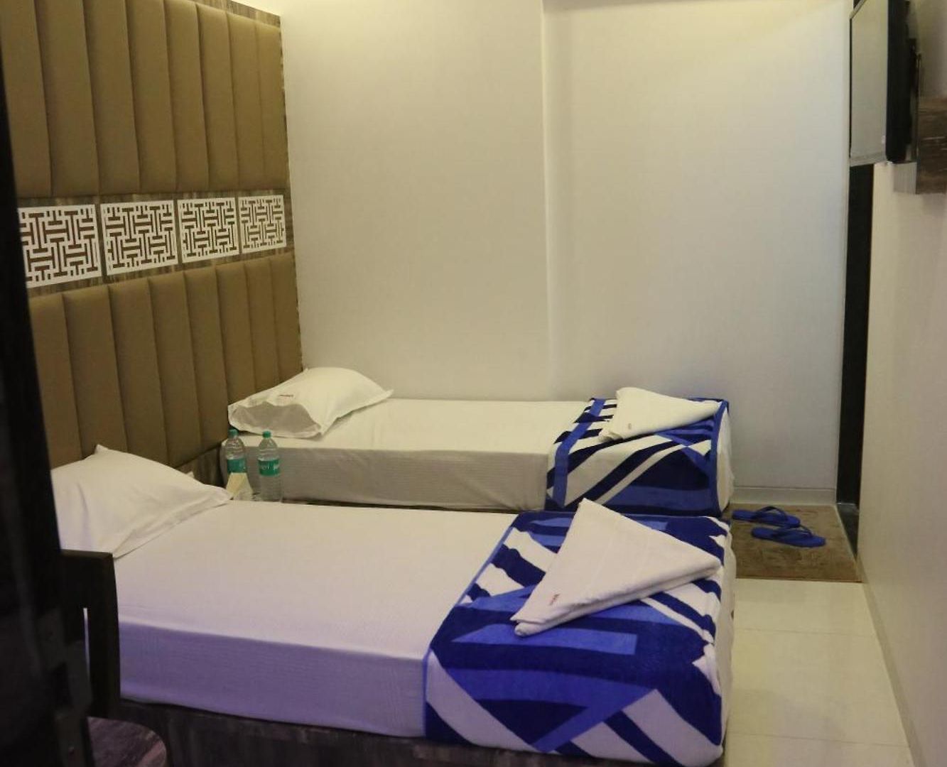 Hotel Magnum Airport T-2 3*