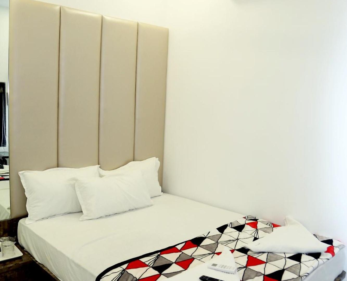 Magnum Airport T-2 Hotel 3*