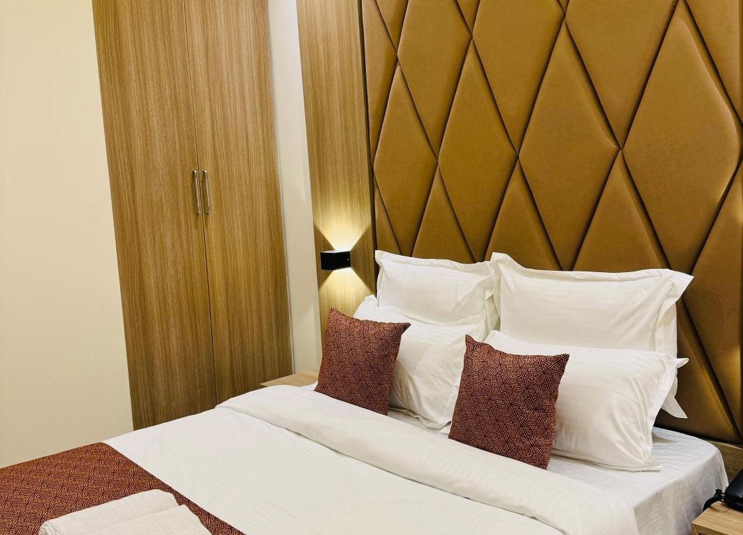 Bellamont Hotel 2*