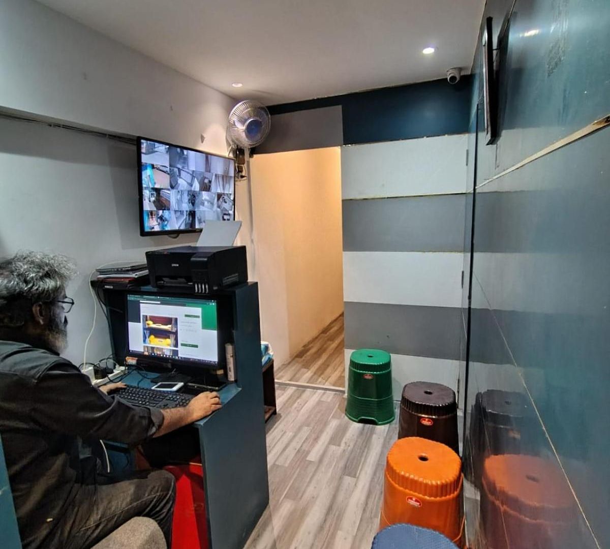 Hostel Sinhassan Juhu