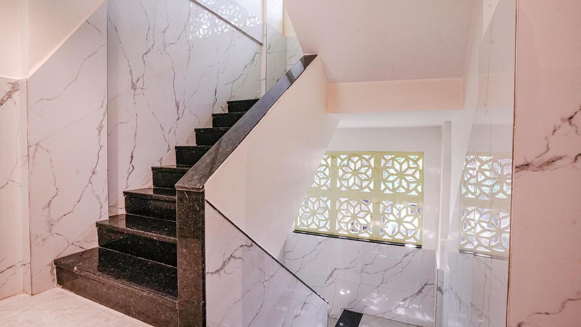 Fabhotel Utsav Residency Hotel