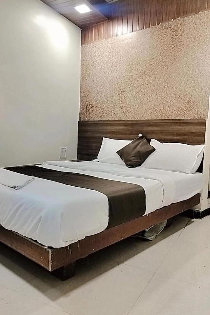 Hotel Bkc Residency Kurla West