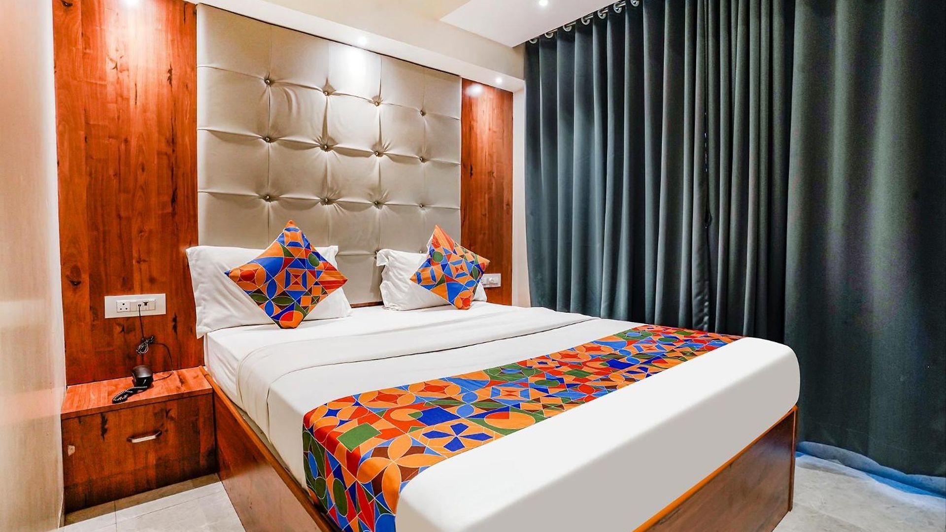 Fabhotel Utsav Residency Hotel