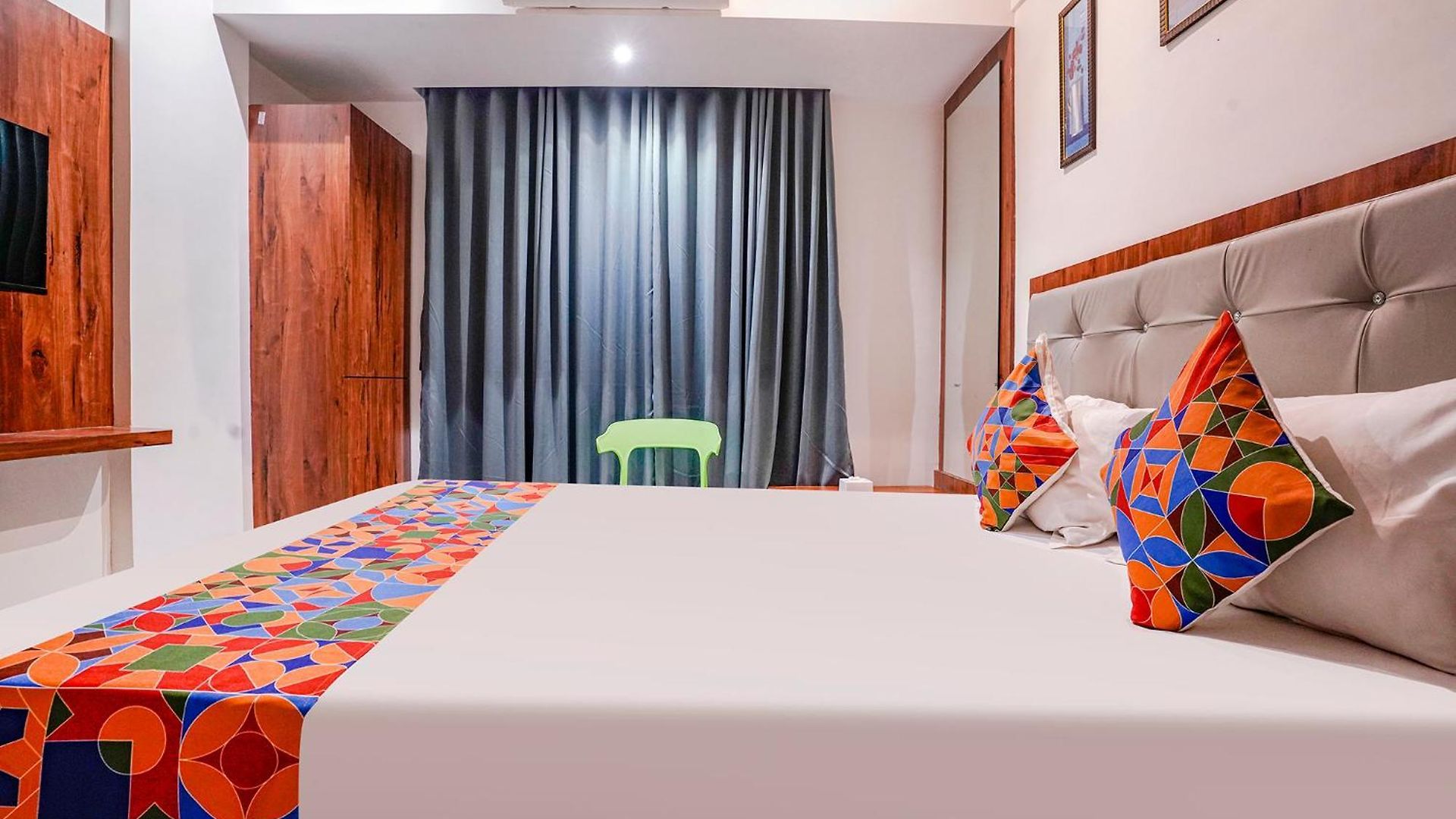 Hotel Fabhotel Utsav Residency 3*