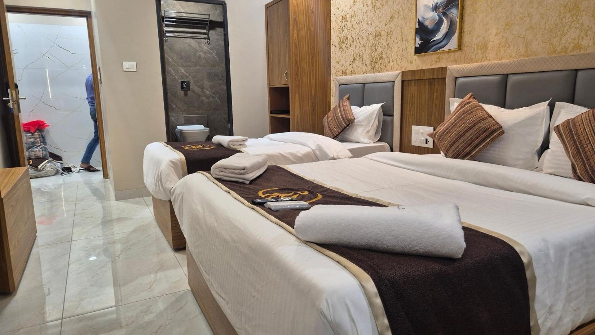 Hotel Galaxy Bkc 3*