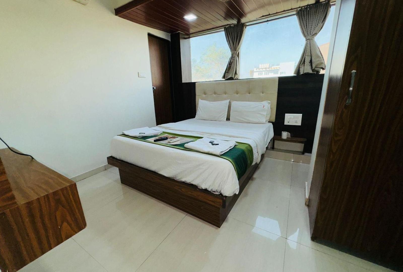 Artusinn Midc Andheri East Hotel 3*