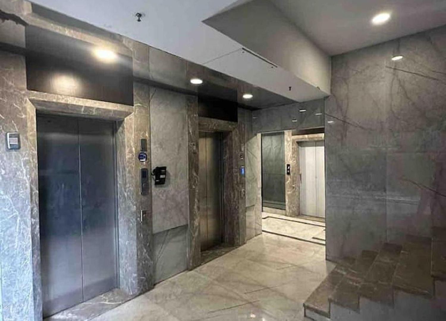 Ivy Splendour Private A, Oshiwara Apartment *