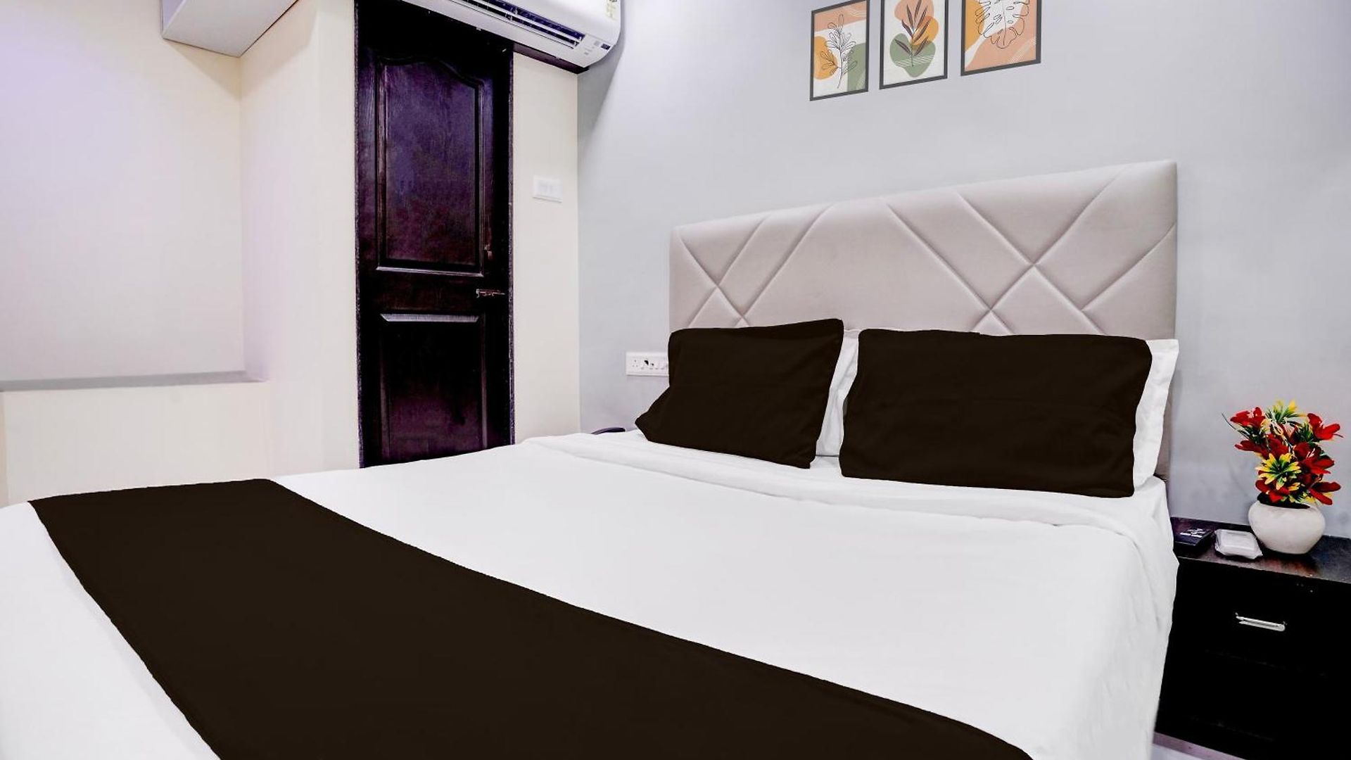 O Class Hotel Mumbai