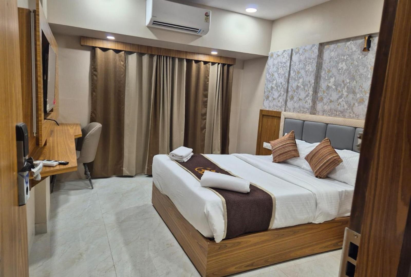 Galaxy Bkc Hotel Mumbai