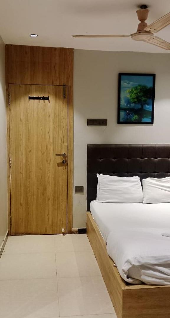 Sunrise Residency Guest house