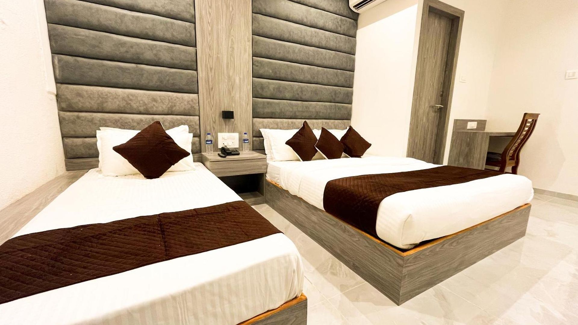 Grand Executive 2*