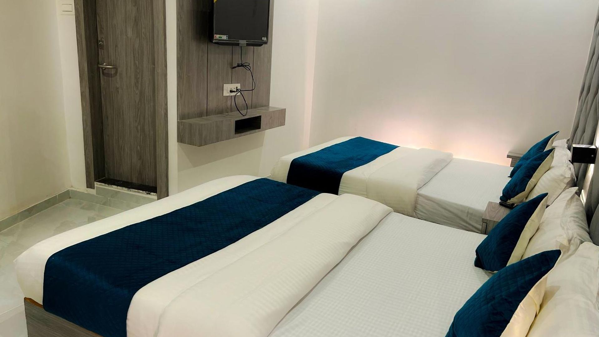 Grand Executive Hotel