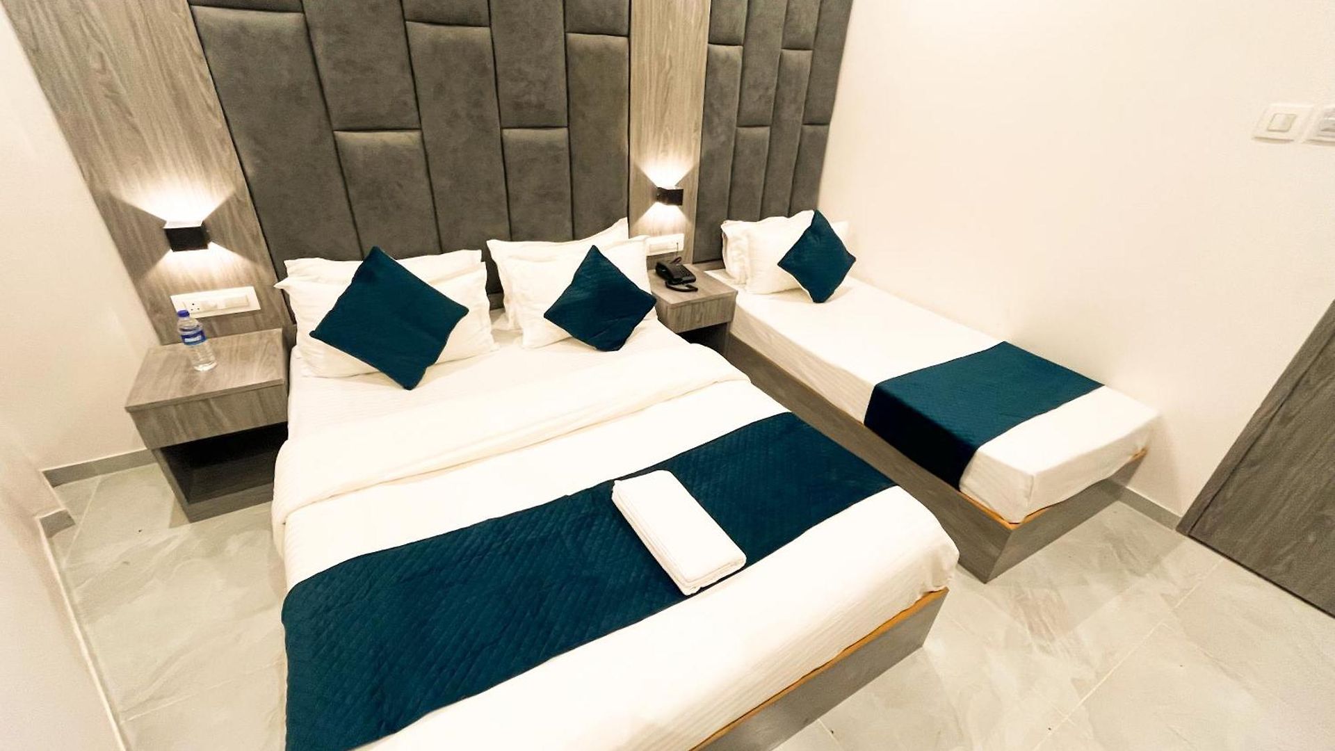 Grand Executive Hotel 2*