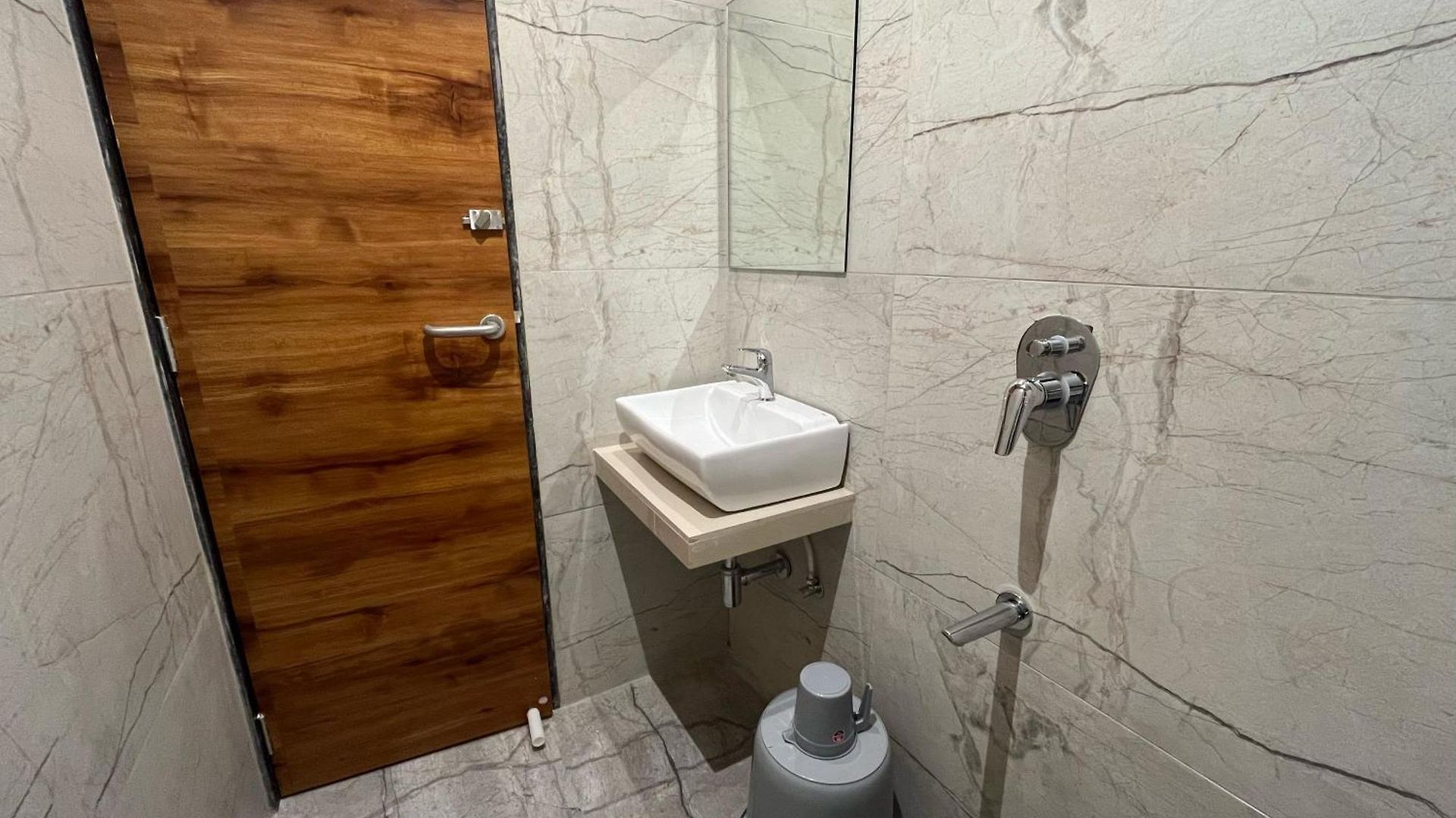 Hotel Grand Executive 2*