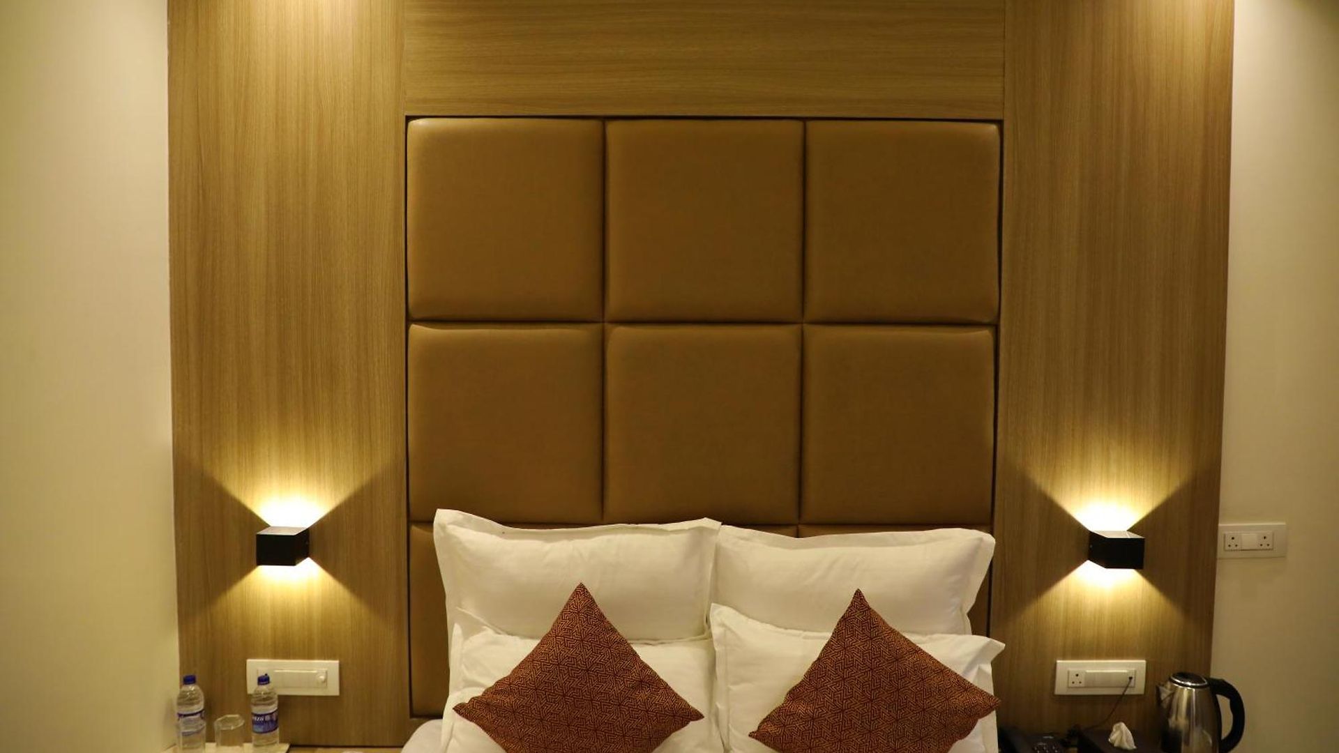 Bellamont Hotel 2*