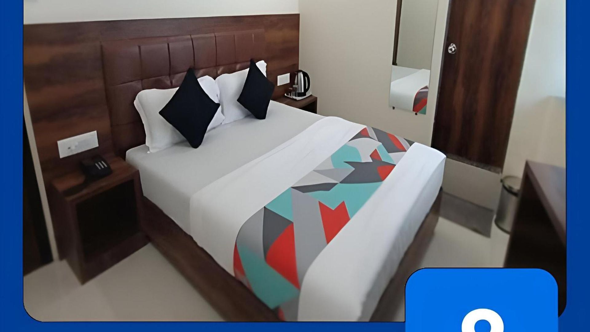 Glitz Lavender- Nr International Airport Mumbai