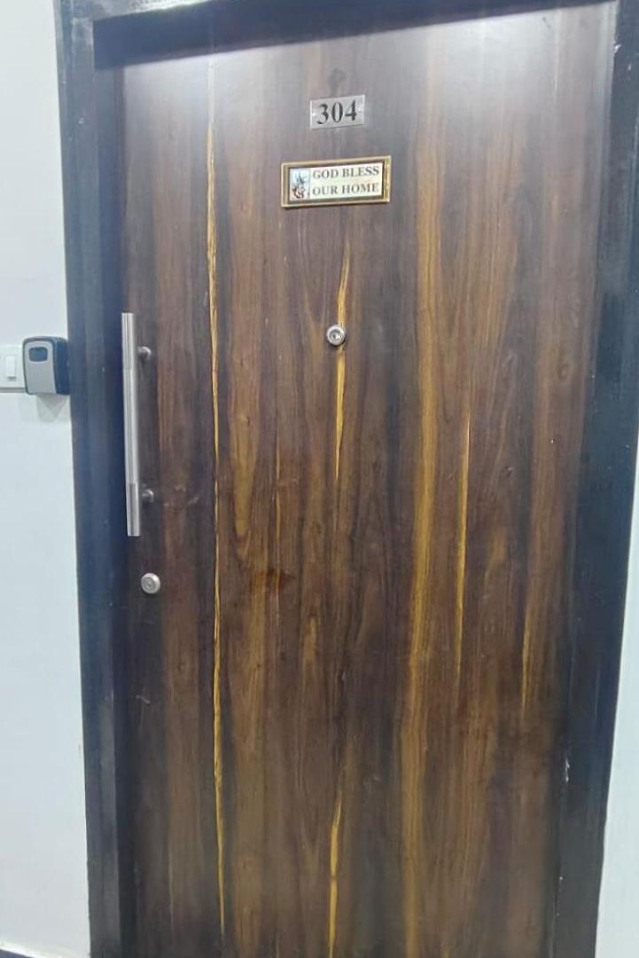 Elegant 1bhk At Bandra W Close To Lilavati Hospital 304