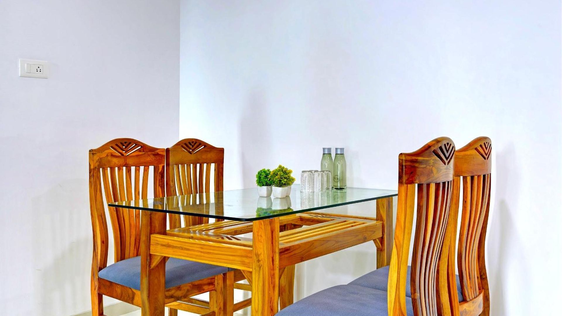 Hsquare Luxury Goregaon Apartment Mumbai
