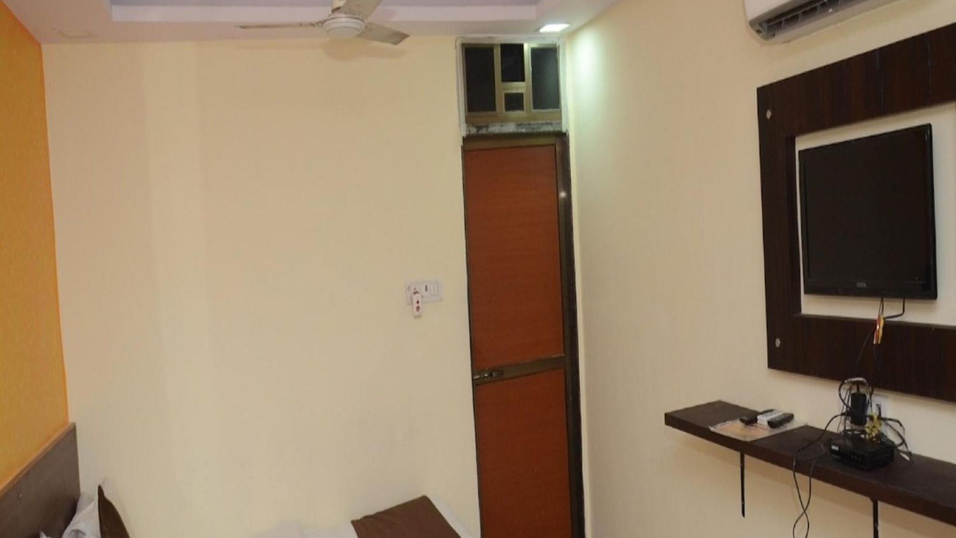 Apartment Sai Leela Near Airport