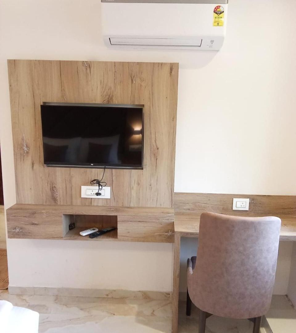 Mig Hotel