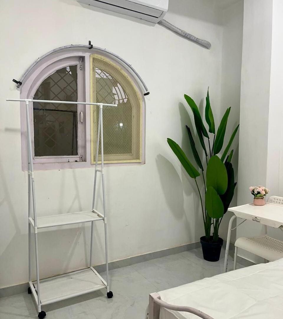 Friends And Family Group Villa- Borivali West
