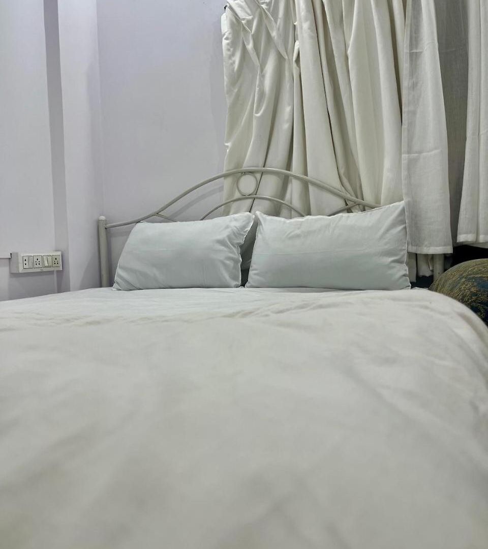 Friends And Family Group Villa- Borivali West Villa