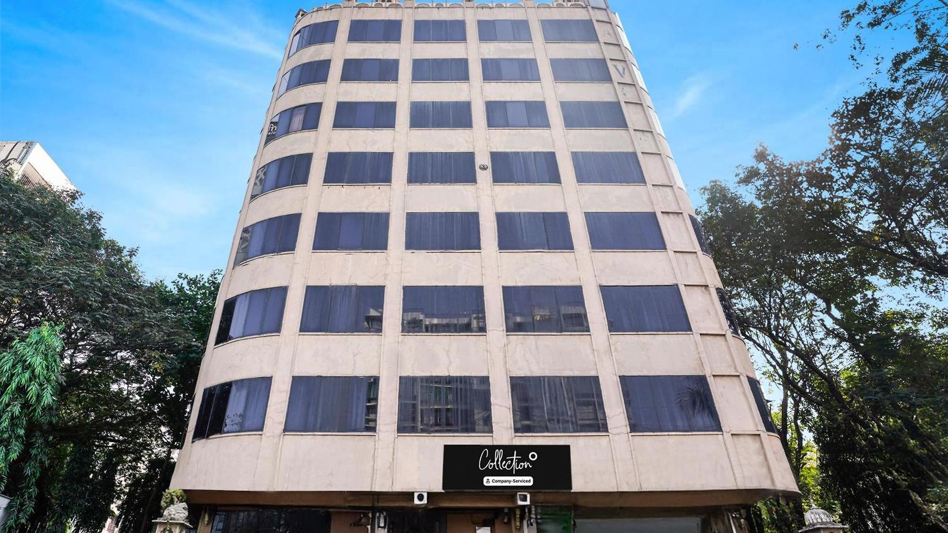 Hotel Collection O Andheri Near Western Express Highway