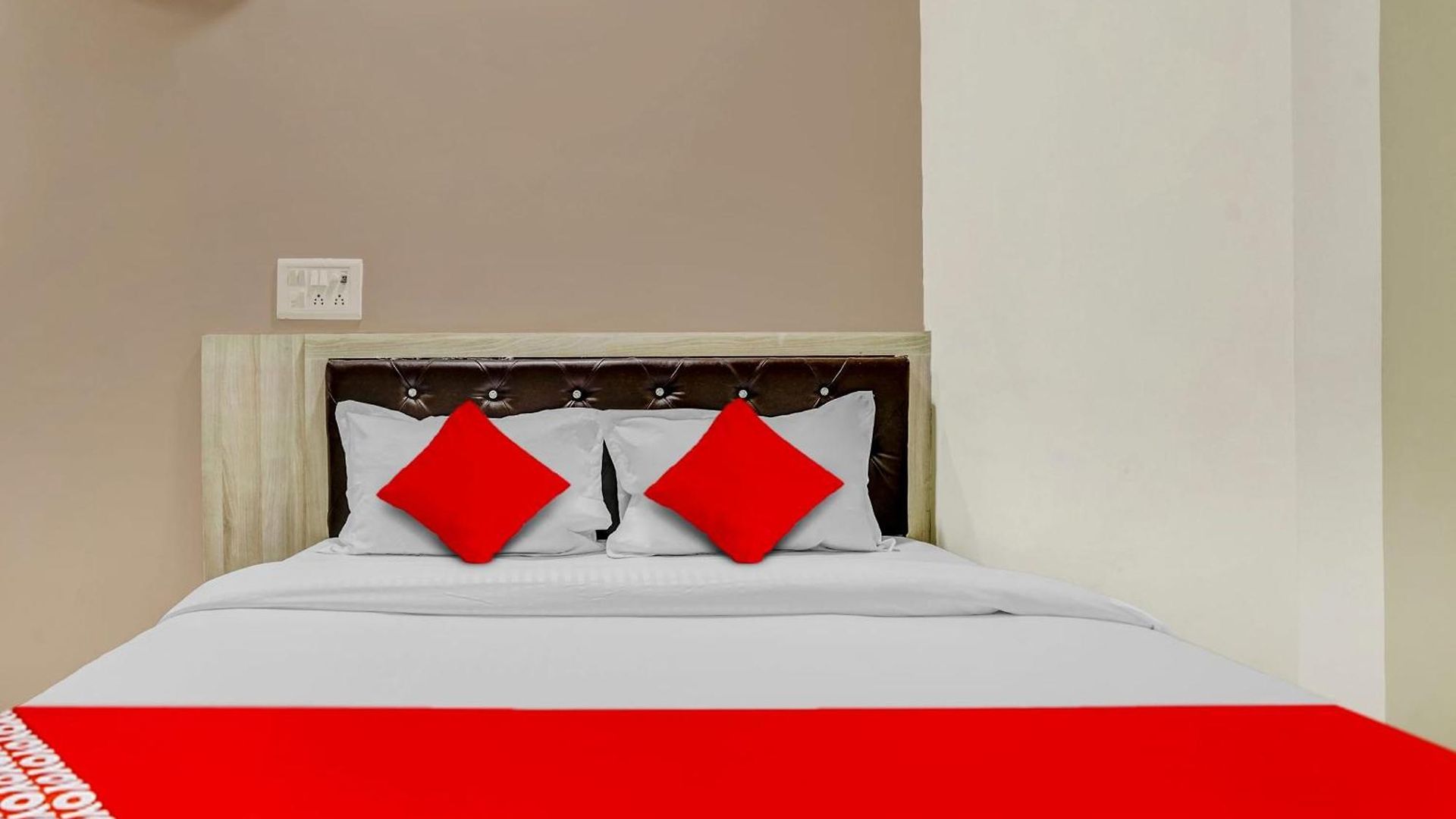 O Relax Palace Hotel Mumbai